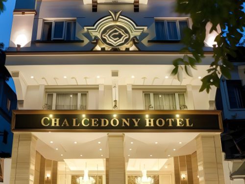 Chalcedony Hotel
