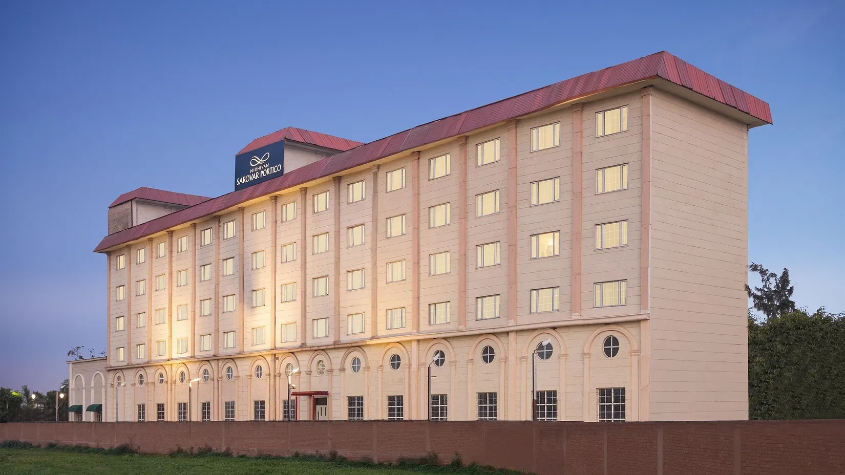 Nidhivan Sarovar Portico Vrindavan