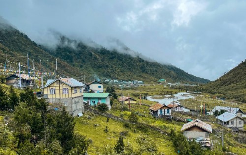 Greatest of Sikkim 10 Days Tour (Gangtok, Lachen, Lachung, Pelling, Darjeeling)
