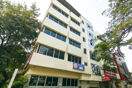 Hotel Golden Residency